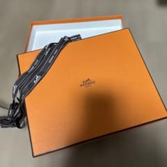 HERMES エルメス ギフトボックス 空箱のサムネイル
