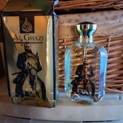Al Ghazi ユニセックス香水 ギフトボックス入り - メルカリ