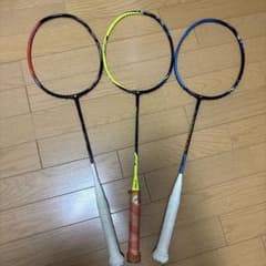 ASTROX 100/88S/77バドミントンラケット3本セット ジャンク品 バドミントンラケットジャンク 3本セット - メルカリ