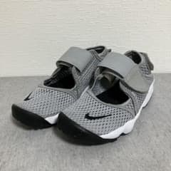 ナイキ リフト NIKE RIFT 21cm ウルフグレー グレー キッズ - メルカリ