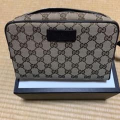 使用回数1回　GUCCI ボディーバックのサムネイル