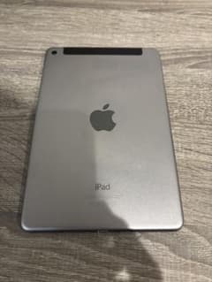 iPad Mini4/ Cellular/16GB/画面割れなしのサムネイル
