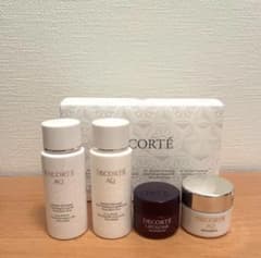 新品•未使用】コスメデコルテ AQ リポソーム トライアルセット - メルカリ