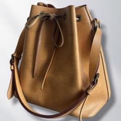 LOUIS VUITTON エピ プチノエ ウィニペグベージュ M44006 - メルカリ