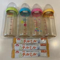 ピジョン 母乳実感 哺乳瓶のサムネイル
