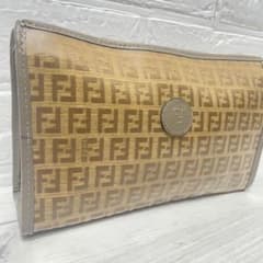 FENDI フェンディ ズッカ柄 PVCレザー マルチポーチ クラッチバッグ フェンディ（FENDI） ズッカ柄 PVCレザー クラッチバッグ マルチポーチ