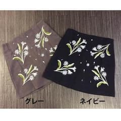 刺繍スカート グレーのサムネイル