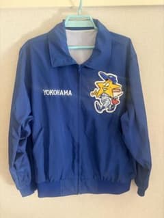 横浜DeNAベイスターズ ナイロンジャケット　Lサイズのサムネイル