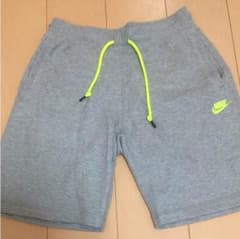 Nike スウェットパンツのサムネイル