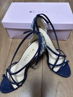 DIANA ネイビー レース サンダル 8cmヒールのサムネイル
