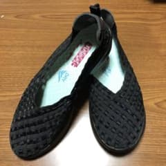 新品未使用　レディース靴23.5センチのサムネイル
