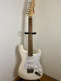 PLAYTECH / ST025 WHITE 570mmスケール ミニギター - メルカリ