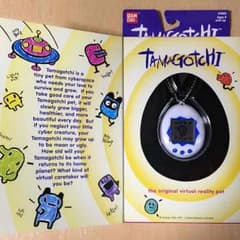 初代 外国版 たまごっち 白 青 レア 新品 未使用 未開封のサムネイル