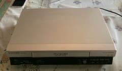 Panasonic VHSビデオレコーダー（NV-HV62-S）のサムネイル