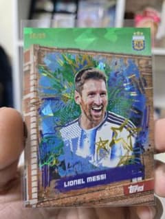 Topps　Argentina　messi　メッシ　#28