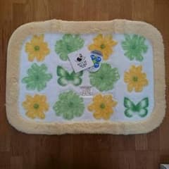新品 !送料込み!✨ハナエモリ バスマットのサムネイル