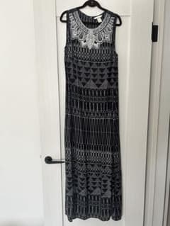 H&M ノースリーブ ロングワンピース 刺繍のサムネイル