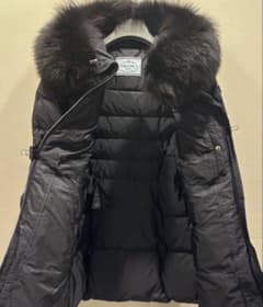 値下げ！PRADA プラダ ダウンコート フォックスファー フード 三角ロゴ 