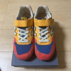 newbalance キッズ　スニーカー　23センチのサムネイル