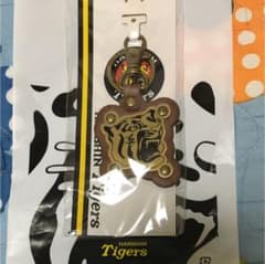 阪神 メタル合皮キーホルダーのサムネイル