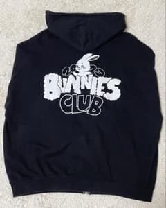 NewJeans Bunnies Club パーカー ブラック Lのサムネイル