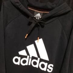 adidas パーカーのサムネイル