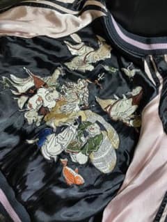 花旅楽団のリバーシブル刺繍入りスカジャンのサムネイル
