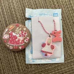 サンリオキャラクターズ ツインチャームにじほしキャンディ　刺繍缶バッジのサムネイル