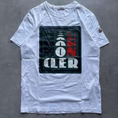モンクレール 半袖Tシャツ 袖ロゴ 白 プリント S ワッペン 19ss 美品 