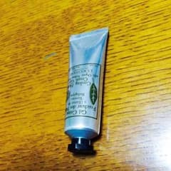 ロクシタンハンドクリームのサムネイル
