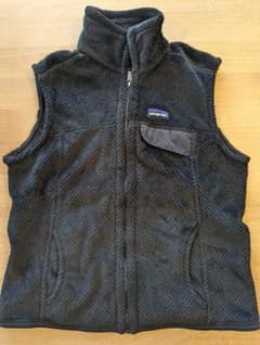 patagonia　パタゴニア　ベスト　レディース　ブラックのサムネイル