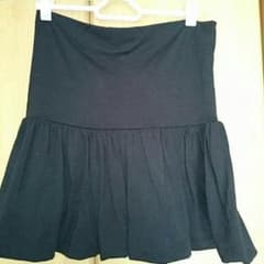 黒のミニスカートのサムネイル