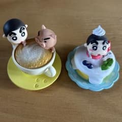 크레용 신짱 오라와 맘뿌쿠 스위트 리멘트 피규어