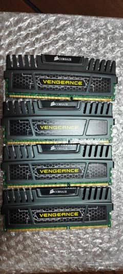 CORSAIR PC3-12800 Dual Channsl 4枚(計16GB)のサムネイル