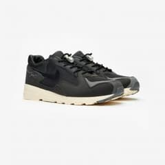 NIKE AIR SKYLON II × FEAR OF GODのサムネイル
