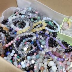天然石、パワーストーン　いろいろのサムネイル