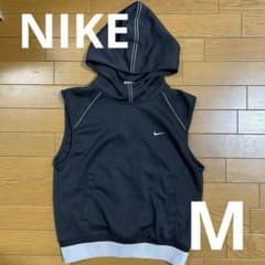 Nike フード付きベスト 黒のサムネイル