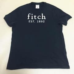 【早い者勝ち】Abercrombie&Fitch ネイビーTシャツのサムネイル