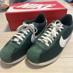 Nike コルネッツ　グリーン スエード ローカットスニーカーのサムネイル
