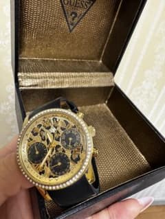 GUESS ゴールドトーン レオパード柄 腕時計のサムネイル