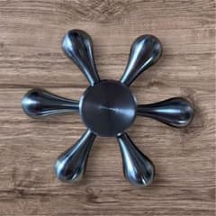 ハンドスピナー 6アーム メタル製 専用ケース付き（水道）のサムネイル