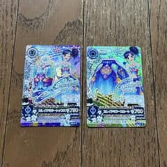 ら*ら様 カレイドミラーコーデ 2枚セット アイカツカード プレミアムのサムネイル