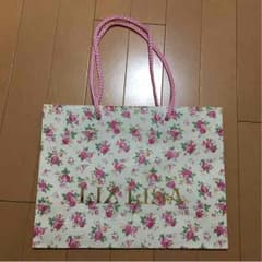 リズリサ ショッパーのサムネイル