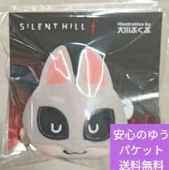 SILENT HILL f × ぶくぶ ぬいぐるみバッジ 02.狐面の男