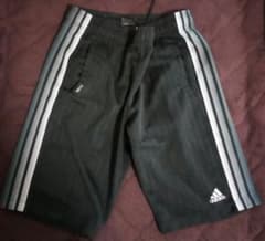 adidas ハーフパンツのサムネイル