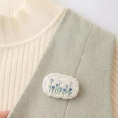 作家さん手作りブローチ　閉店セールのサムネイル