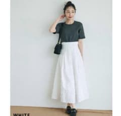 ホワイト レース フレアスカート ロング丈のサムネイル