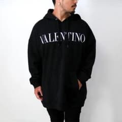 VALENTINO ロゴ パーカー ブラックのサムネイル