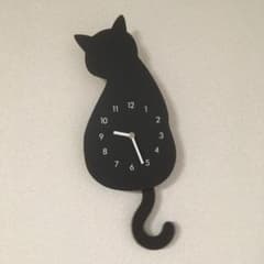 猫の掛時計のサムネイル