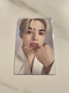 fromis_9 ギュリ直筆サインチェキ| Buyee日本代購服務| 於